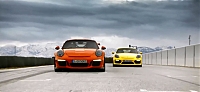 PORSCHE 911 GT3 RS vs Cayman GT4